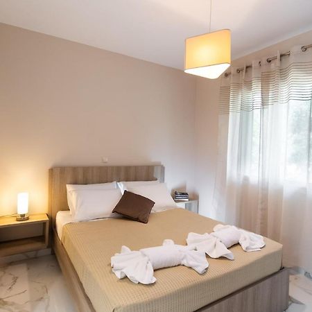 Rodia Modern Apartment Lefkada City ภายนอก รูปภาพ